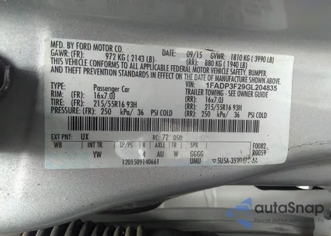 2016 Ford Focus Se z USA, uszkodzony, nr VIN 1FADP3F29GL204835